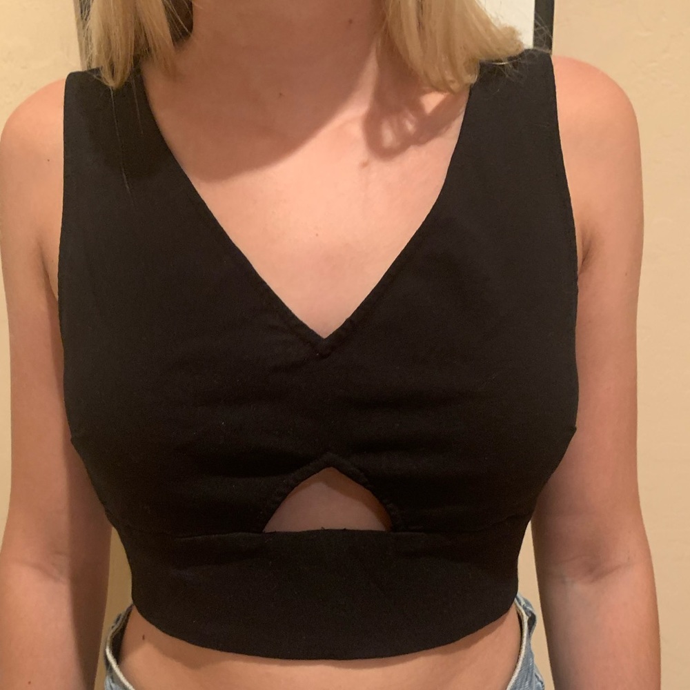 Leith black crop top